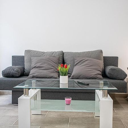 Homelike 2Br Apt Near U1 Reumannplatz - 9 Min To Center Виена Екстериор снимка