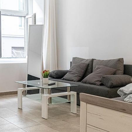 Homelike 2Br Apt Near U1 Reumannplatz - 9 Min To Center Виена Екстериор снимка
