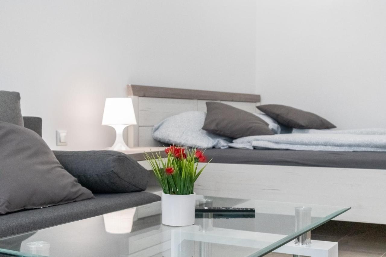 Homelike 2Br Apt Near U1 Reumannplatz - 9 Min To Center Виена Екстериор снимка